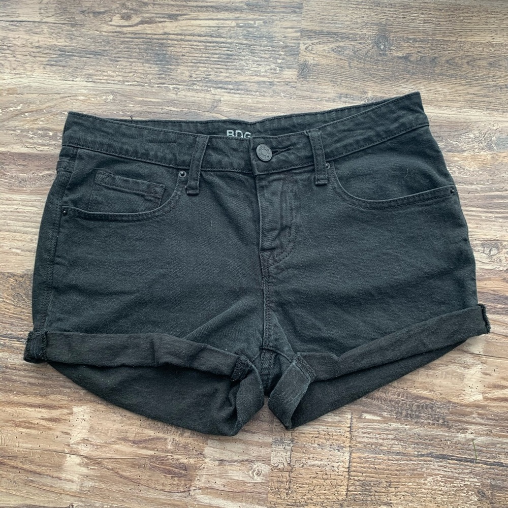 BDG Mid Rise Shortie